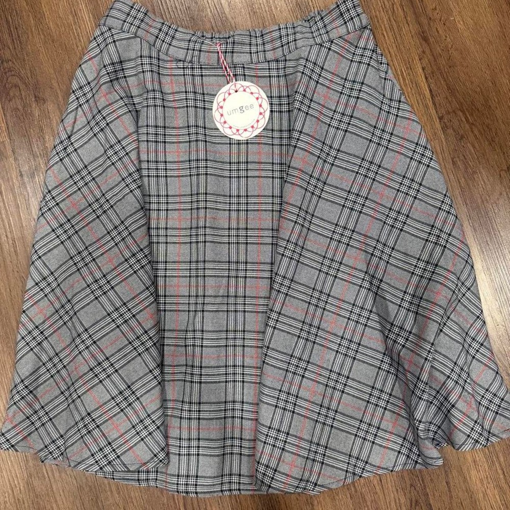 Umgee gray, black, and red plaid skirt with pink accents, women size M